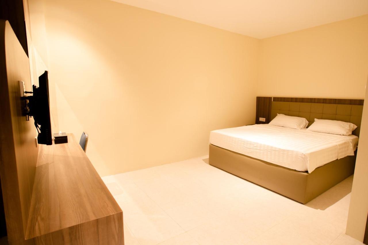 Ak Hotel Nagoya Hill Batam Esterno foto