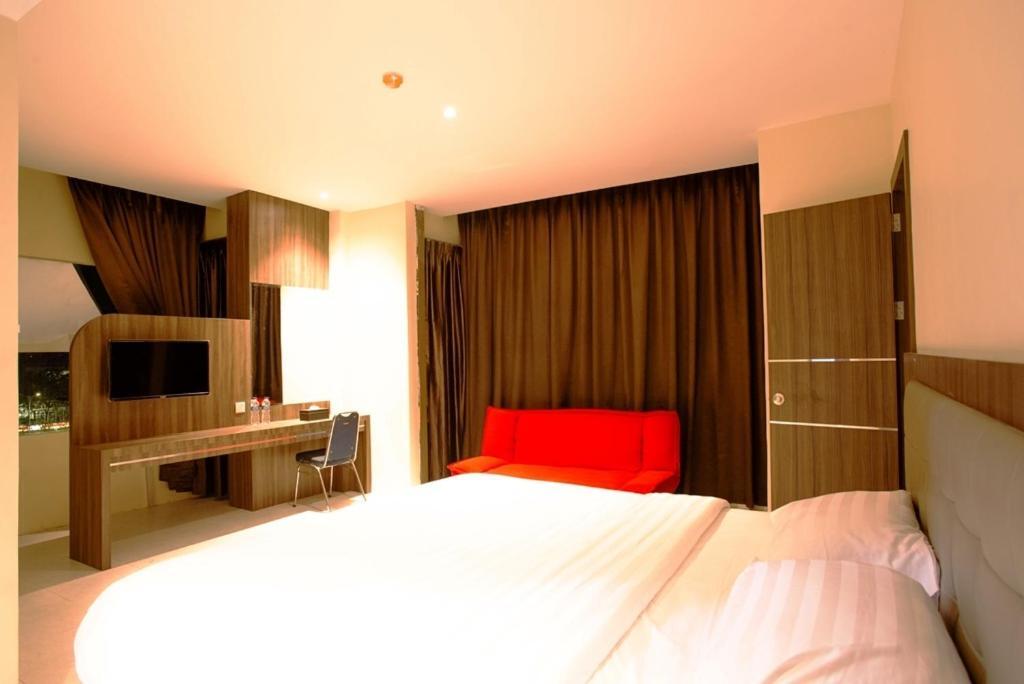 Ak Hotel Nagoya Hill Batam Esterno foto