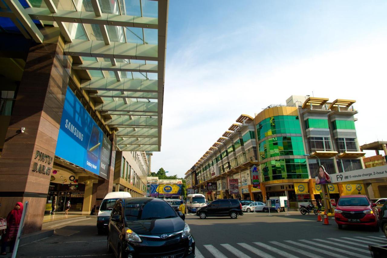 Ak Hotel Nagoya Hill Batam Esterno foto